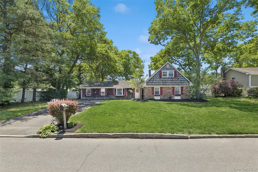 45 Winside Lane, Coram, NY 11727 - #2