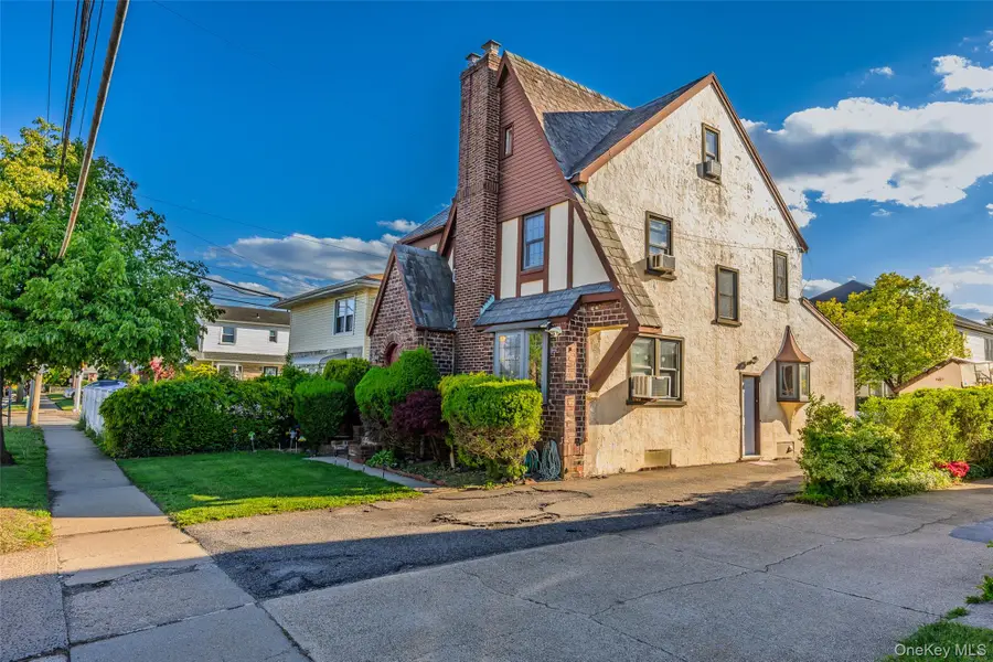 207 New Hyde Park Road, New Hyde Park, NY 11040 - #2
