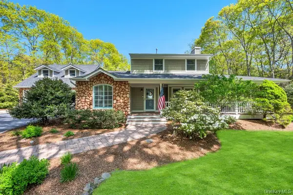 5 Barbara Anne Street, Manorville, NY 11949