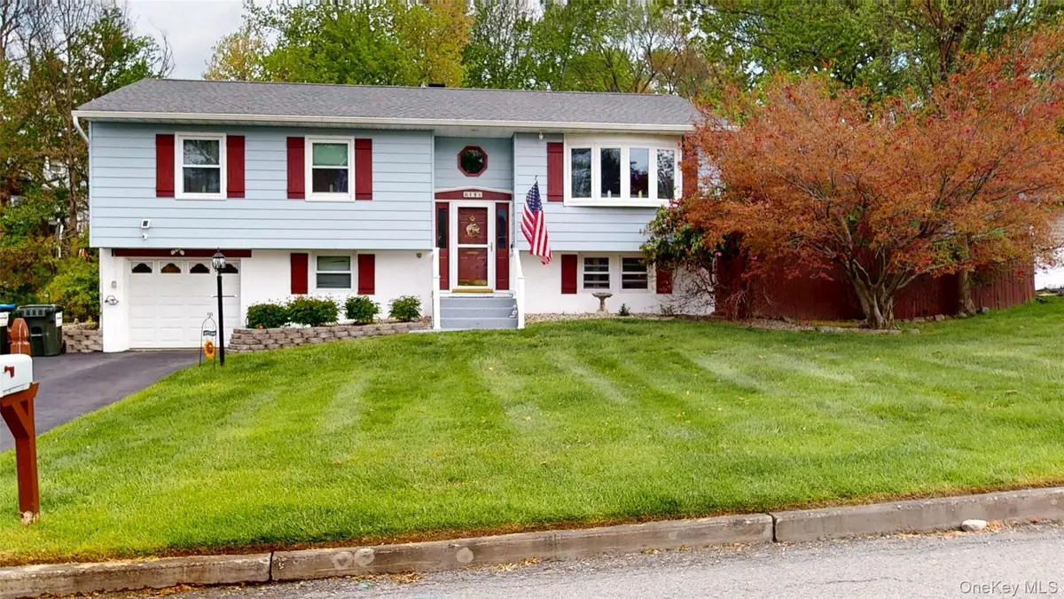 19 Congress Drive, Washingtonville, NY 10992 - #1