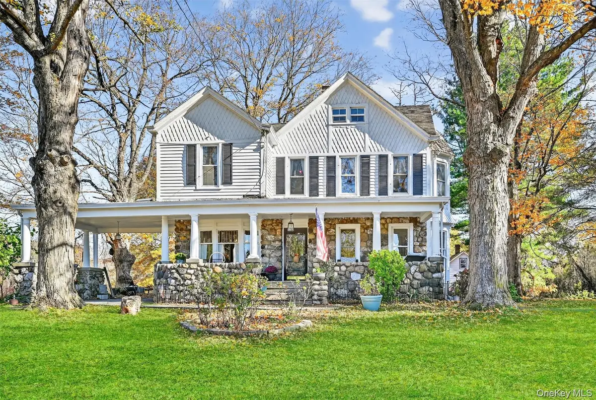 214 State Route 32 S, New Paltz, NY 12561 - #1