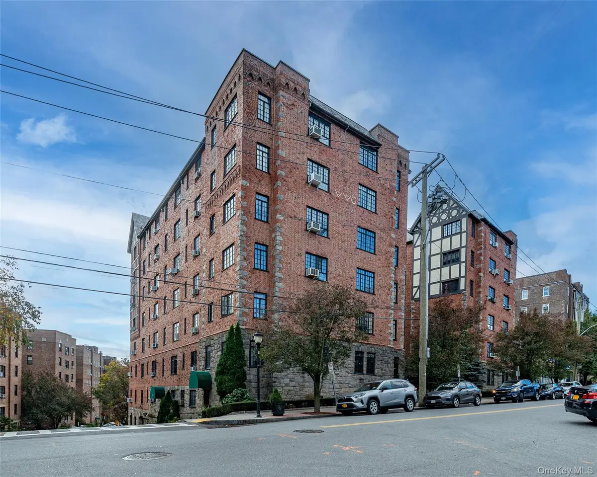 45 Pondfield Road W #1G, Bronxville, NY 10708 - #1
