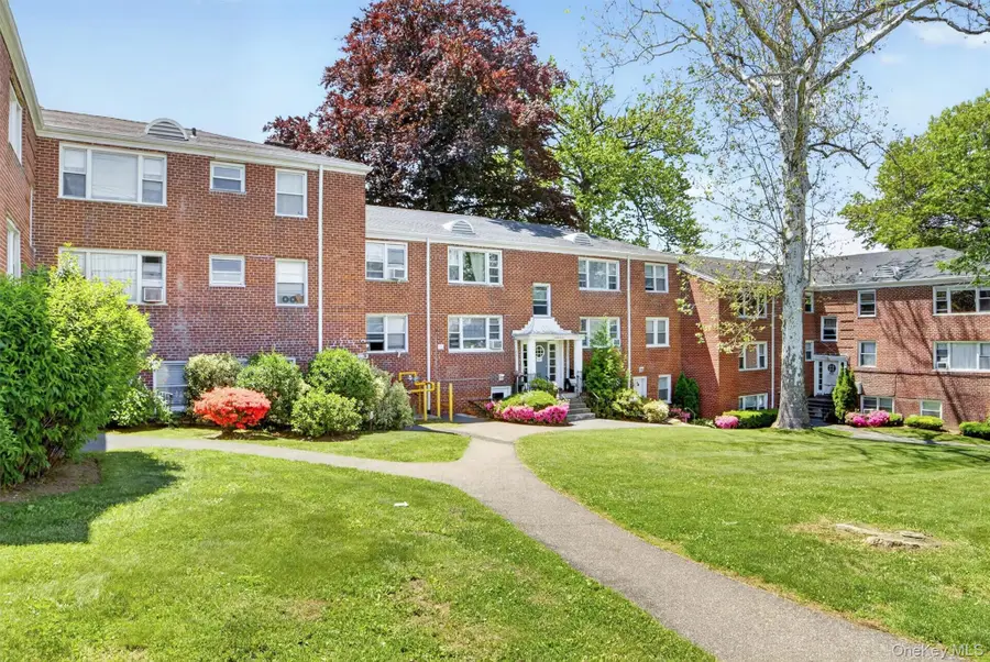 205 W Post Road #E-1-O, White Plains, NY 10606 - #2