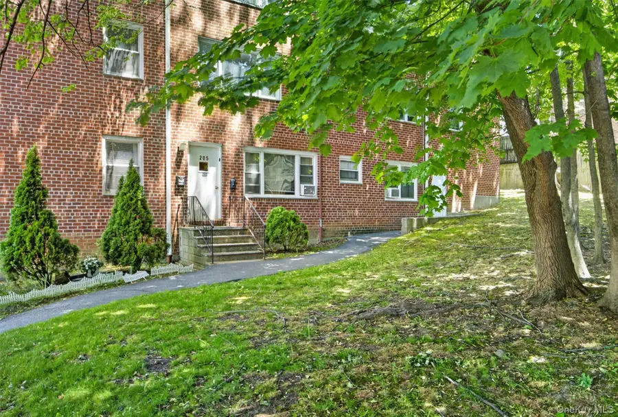 205 W Post Road #E-1-O, White Plains, NY 10606 - #3