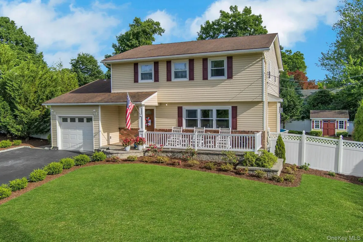 60 Pilgrim Court, Pearl River, NY 10965 - #1