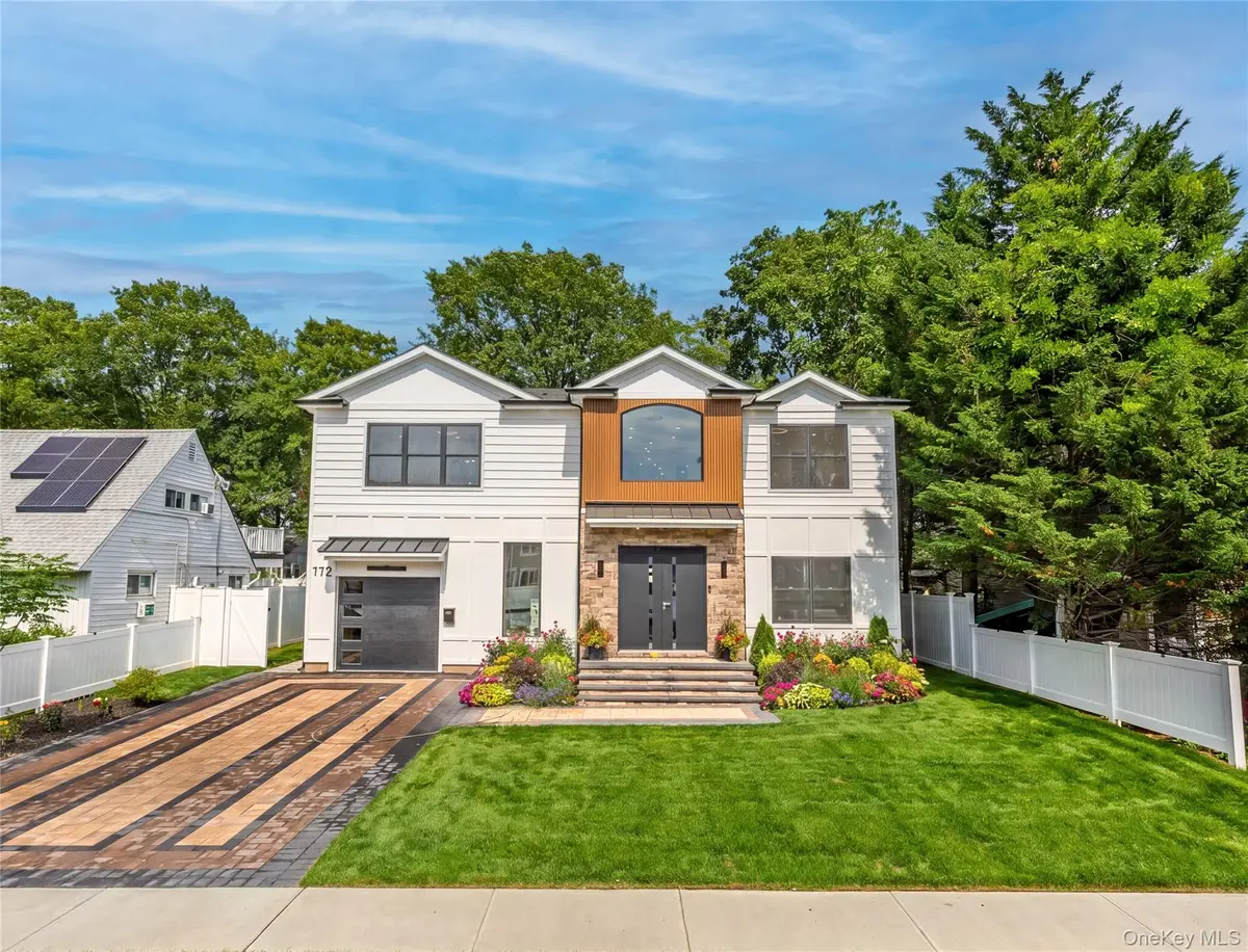 172 Choir Lane, Westbury, NY 11590 - #1
