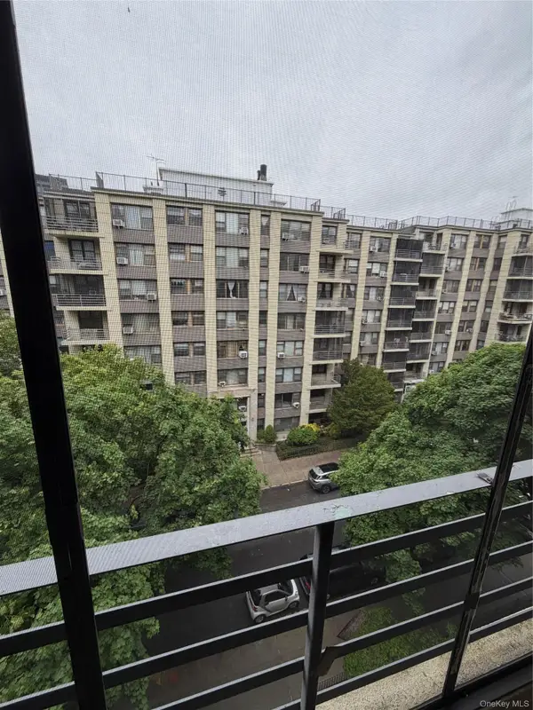 9840 64 Avenue #6G, Rego Park, NY 11374