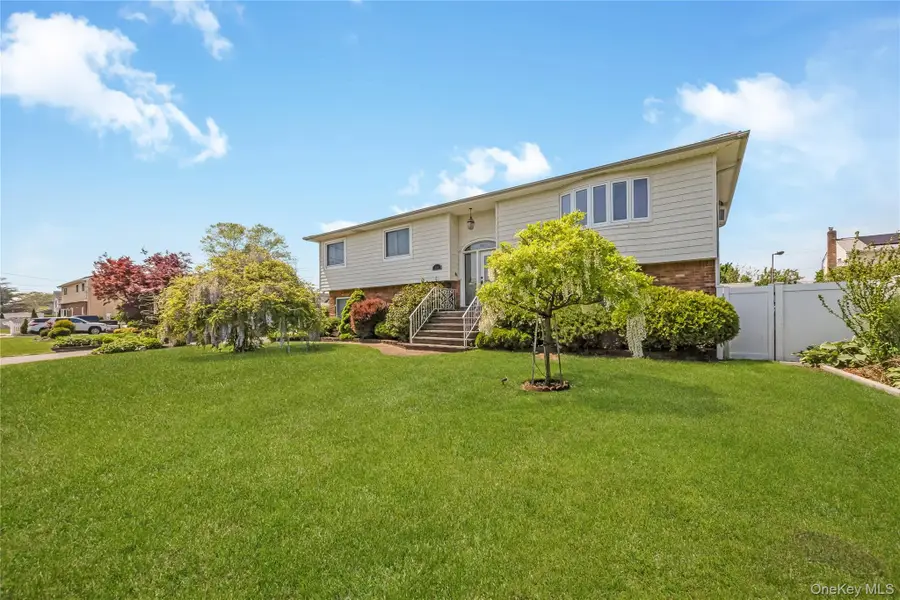 1540 7th Street, West Babylon, NY 11704 - #3