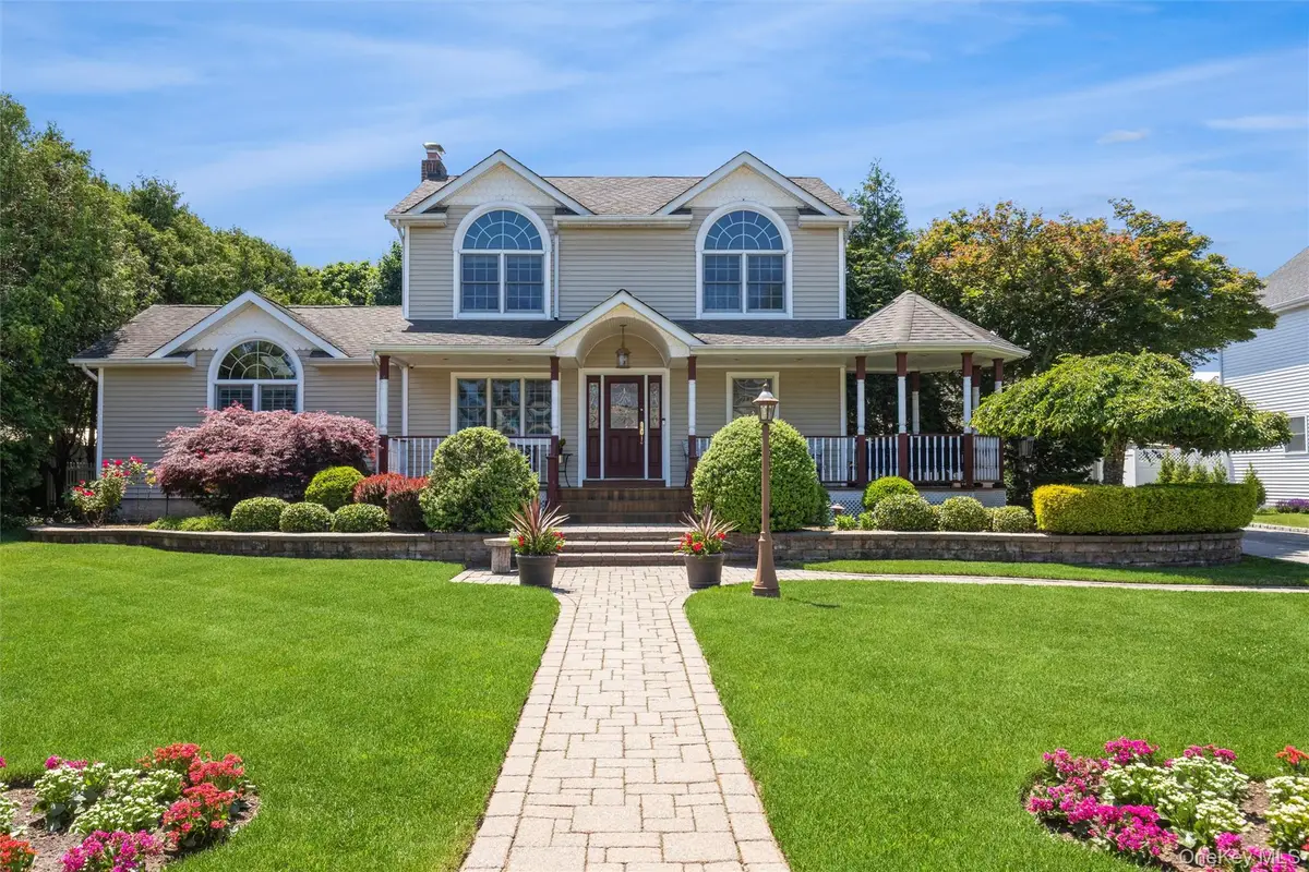 407 3rd Street, East Northport, NY 11731 - #1