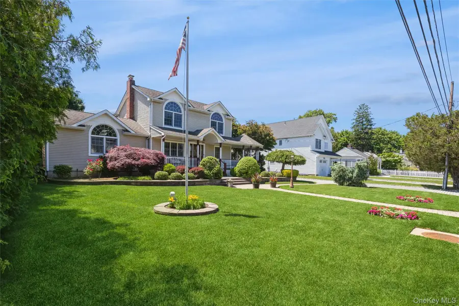 407 3rd Street, East Northport, NY 11731 - #3