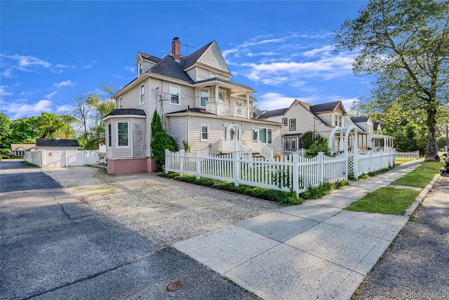 80 George Street, Babylon, NY 11702 - #2