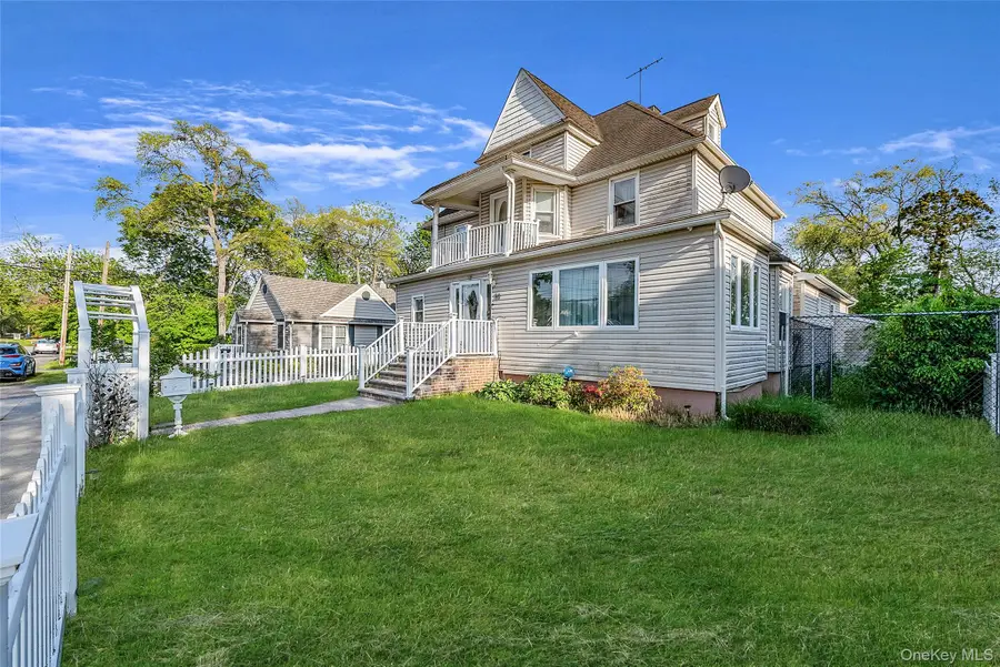 80 George Street, Babylon, NY 11702 - #3