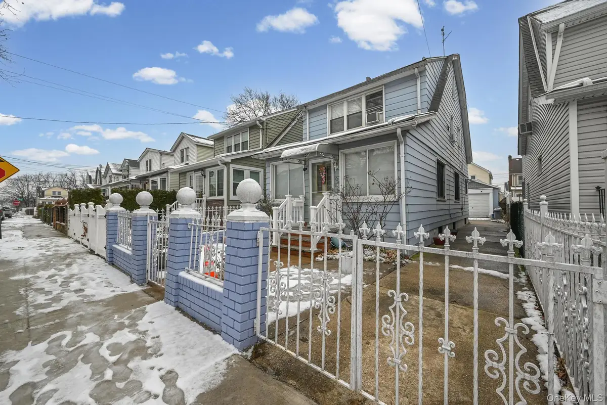 19028 118th Avenue, Saint Albans, NY 11412 - #1