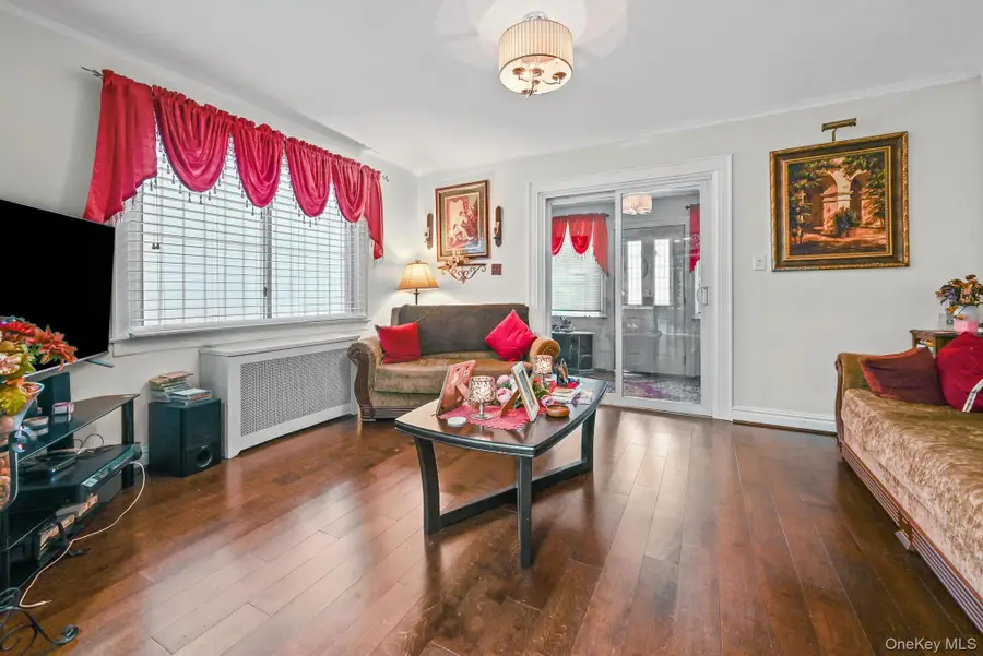 19028 118th Avenue, Saint Albans, NY 11412 - #3