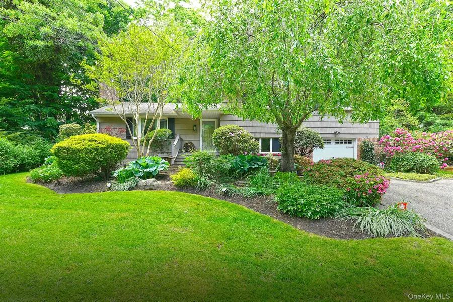44 Wyoming Drive, Huntington Station, NY 11746 - #3