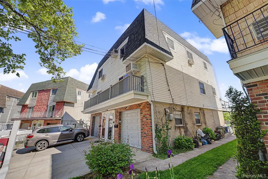 33-11 255th Street, Little Neck, NY 11363 - #2