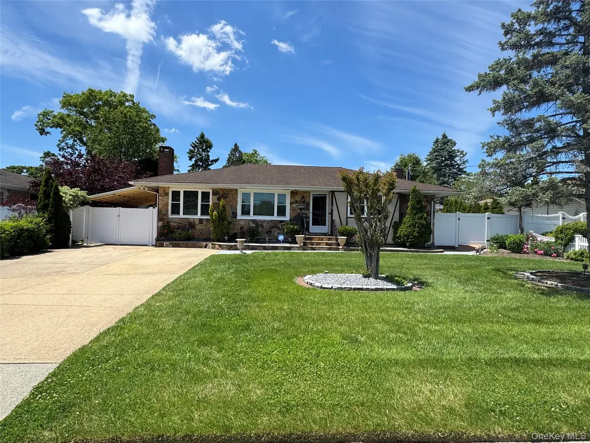98 W 8th Street, Deer Park, NY 11729 - #1