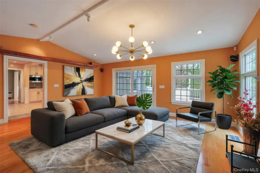 24 Timberline Drive, Huntington, NY 11743 - #2