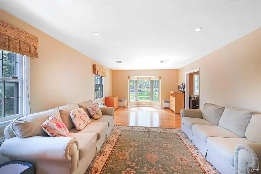 24 Timberline Drive, Huntington, NY 11743 - #3