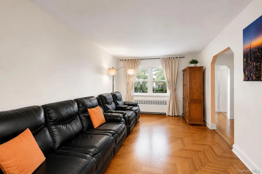 4234 Monticello Avenue, Bronx, NY 10466 - #3