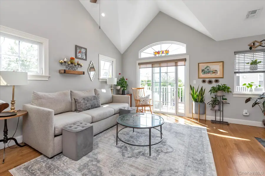 206 Anchor Court, Copiague, NY 11726 - #2