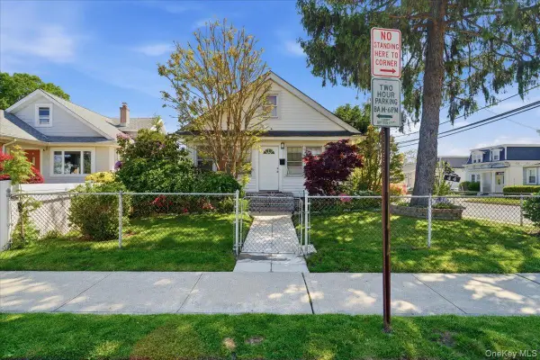44 Saint Pauls Road S, Hempstead, NY 11550