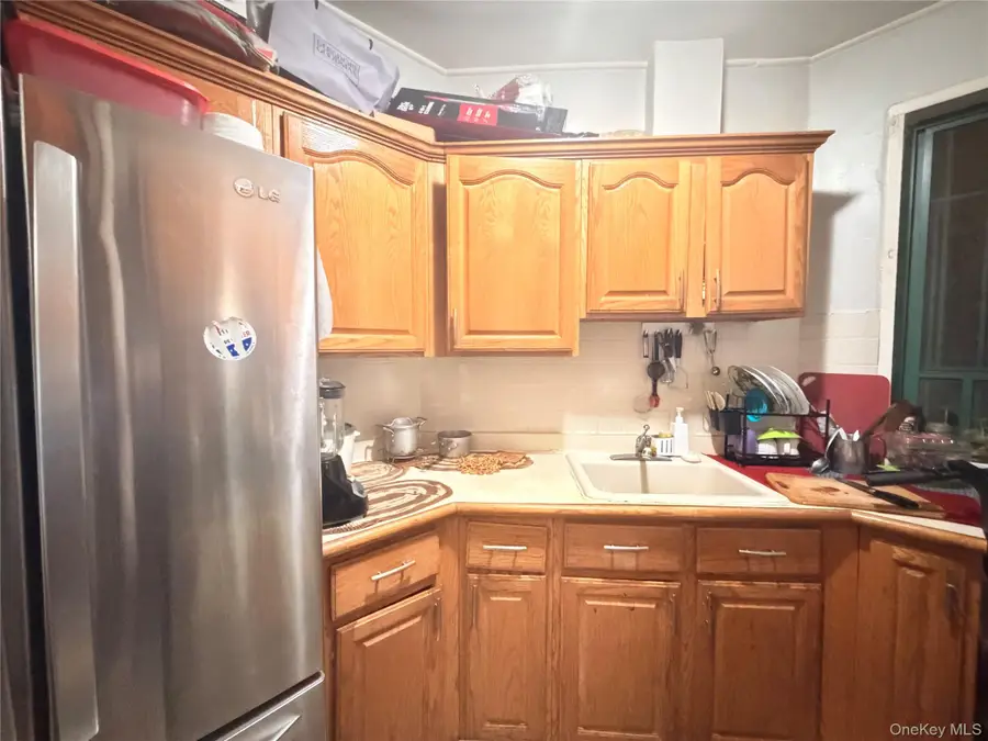 9 Metropolitan Oval #7G, Bronx, NY 10462 - #2