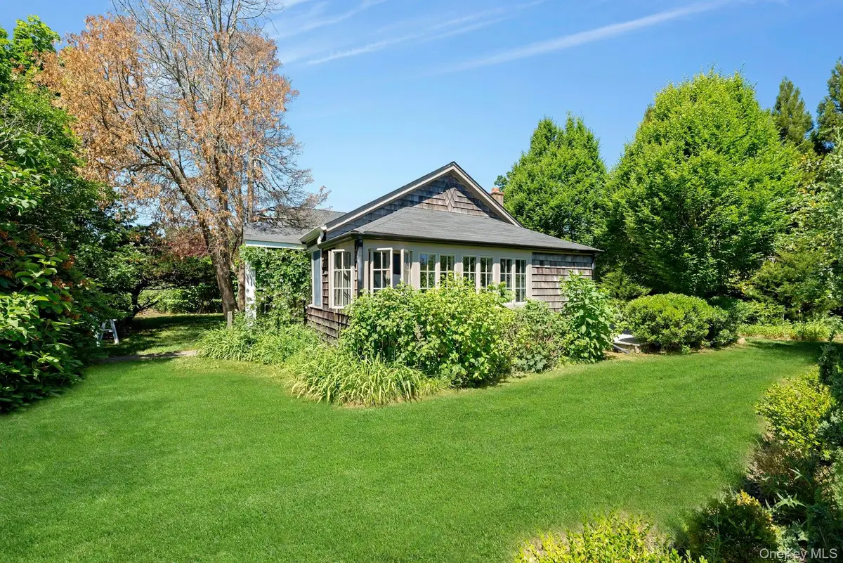 1100 7th Street, Greenport, NY 11944 - #1