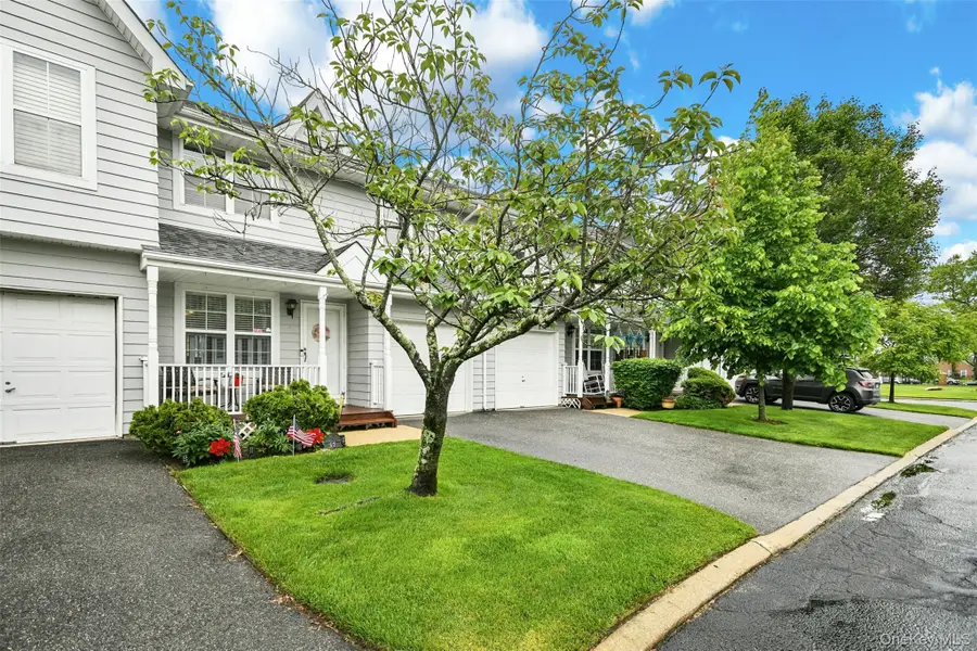 57 Maple Wing Boulevard, Central Islip, NY 11722 - #2