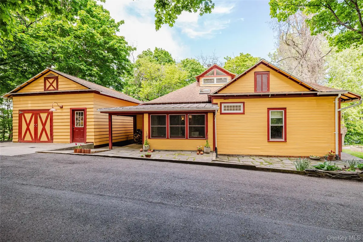 4 1st Street, Castleton On Hudson, NY 12033 - #1