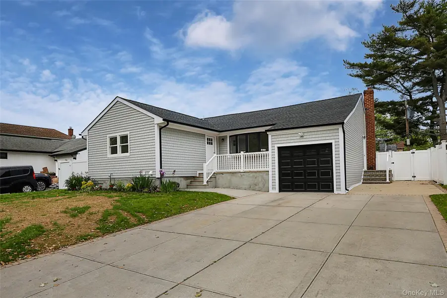 224 Hungry Harbor Road, Valley Stream, NY 11581 - #2