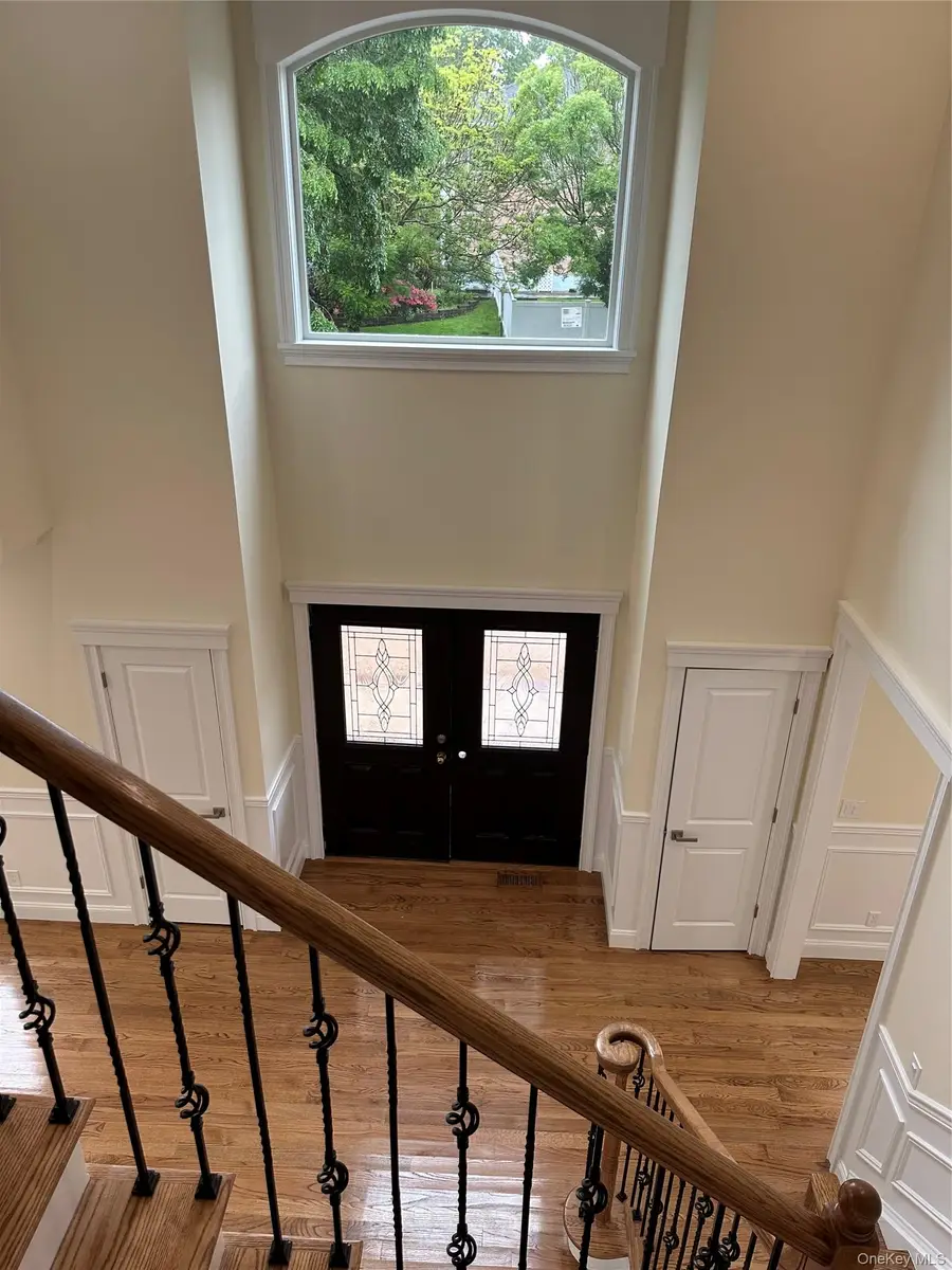 114 Maytime Drive, Jericho, NY 11753 - #2