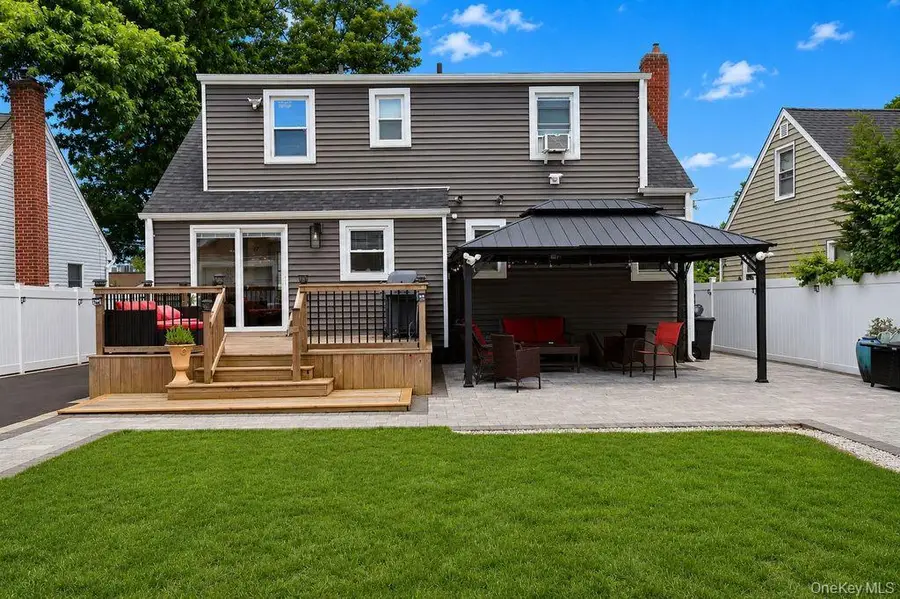 11 Chichester Rd, Huntington Station, NY 11746 - #3