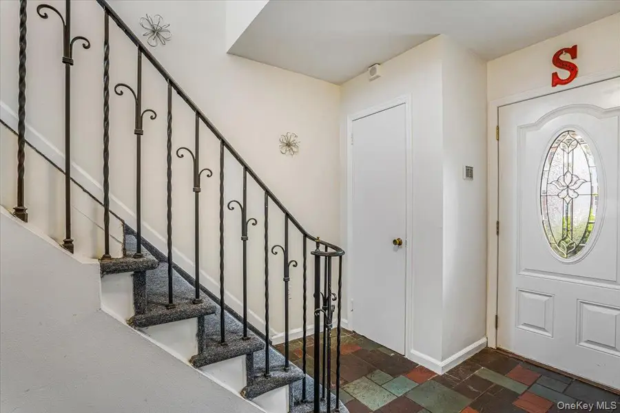 1060 Park Avenue, Huntington, NY 11743 - #3