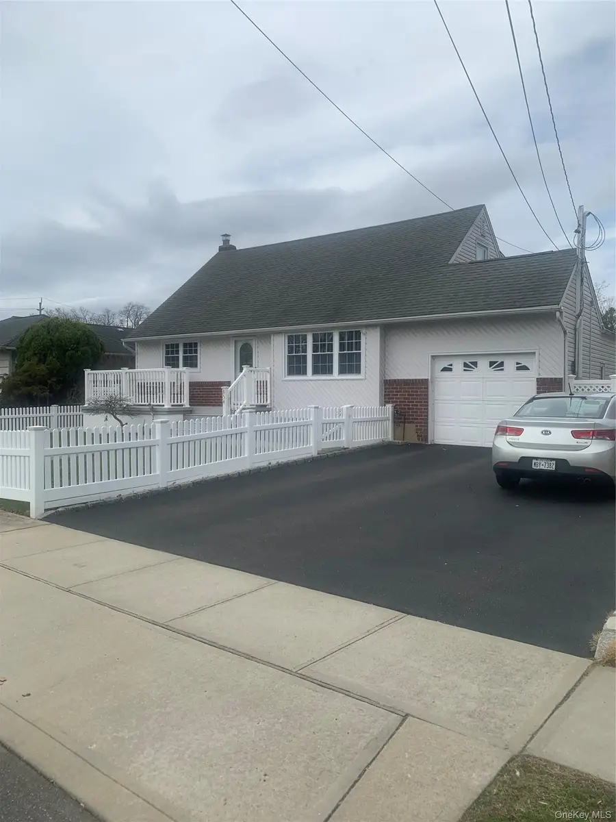 854 Terra Lane, North Bellmore, NY 11710 - #2