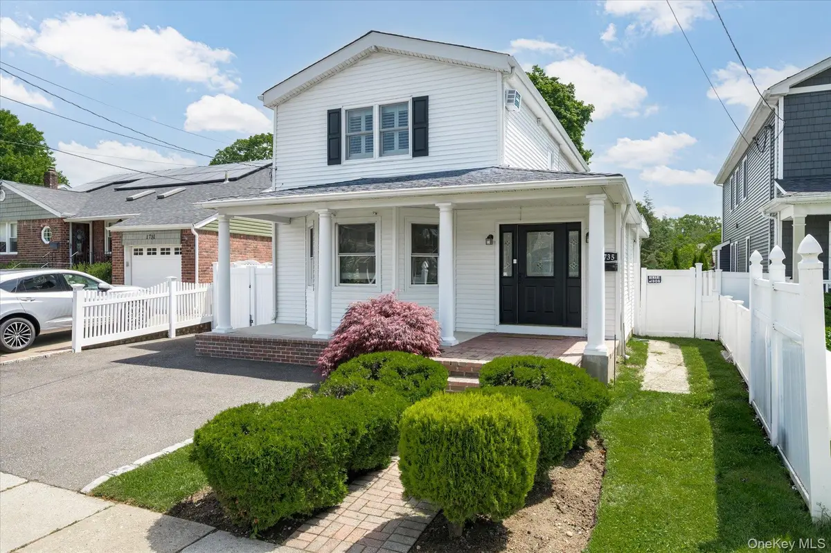 1735 Washington Avenue, Seaford, NY 11783 - #1