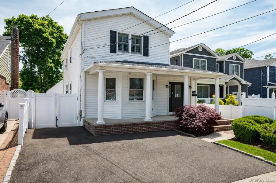 1735 Washington Avenue, Seaford, NY 11783 - #3