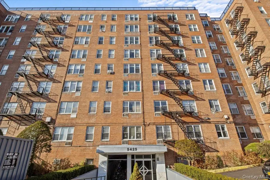 5425 Valles Avenue #4M, Bronx, NY 10471 - #2