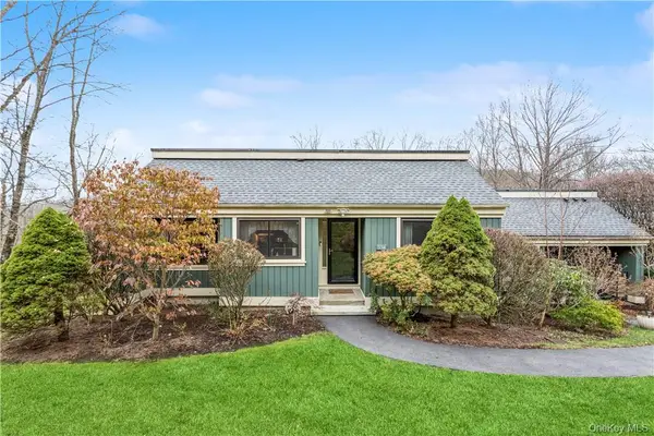 33 Heritage Hills #A, Somers, NY 10589