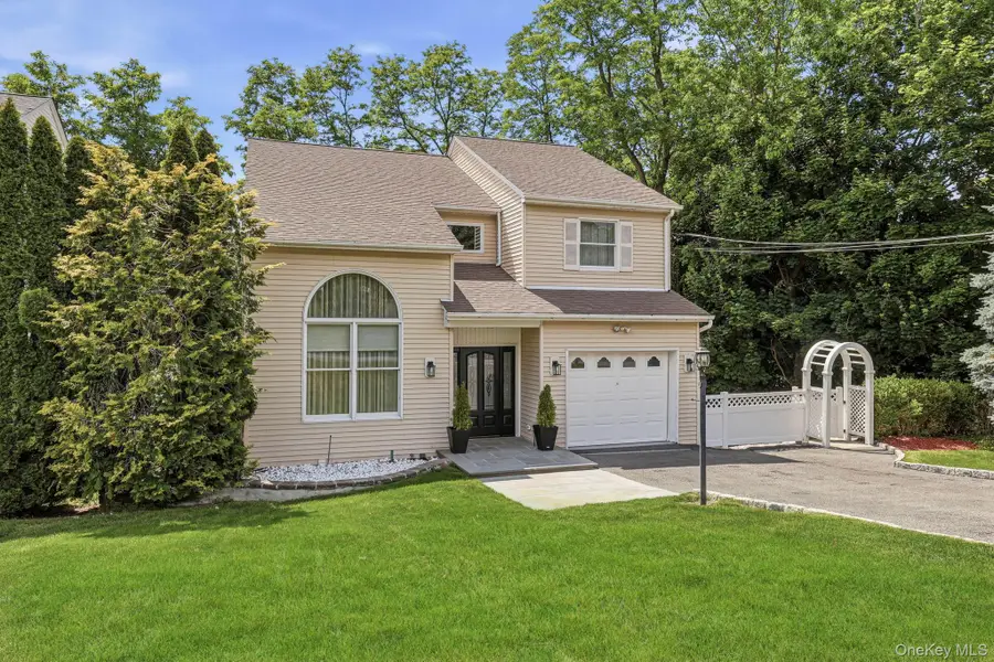127 Fairfax Avenue, Hawthorne, NY 10532 - #2