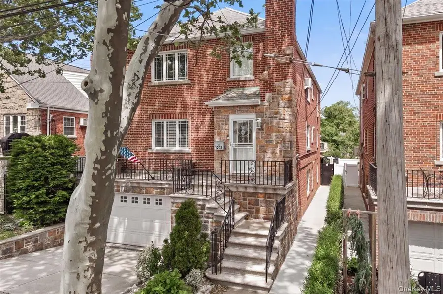 1231 Lydig Avenue, Bronx, NY 10461 - #2