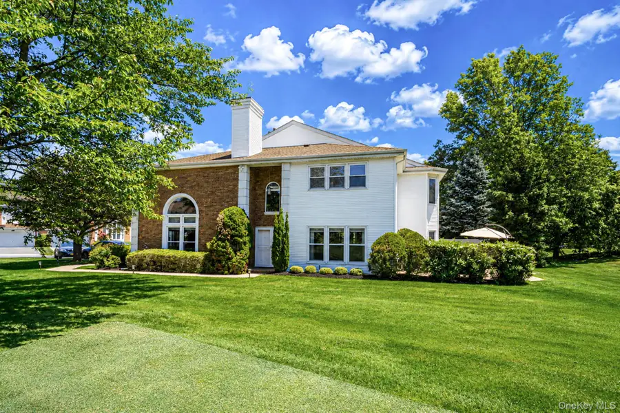 86 Hamlet Drive, Commack, NY 11725 - #3