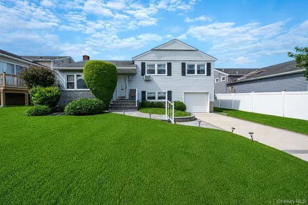 2637 Marin Lane, East Meadow, NY 11554