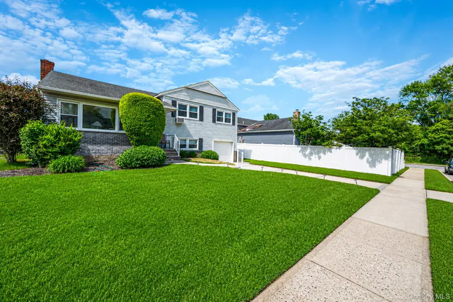 2637 Marin Lane, East Meadow, NY 11554 - #2
