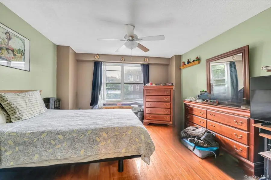 2550 Olinville Avenue #4E, Bronx, NY 10467 - #3