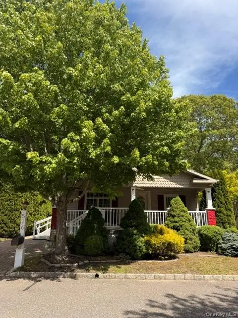 1661 Old Country Road #516, Riverhead, NY 11901