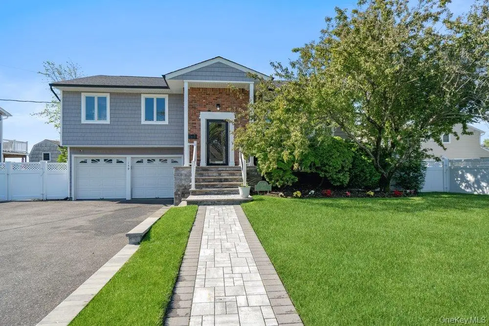 159 Driftwood Drive, West Islip, NY 11795 - #1