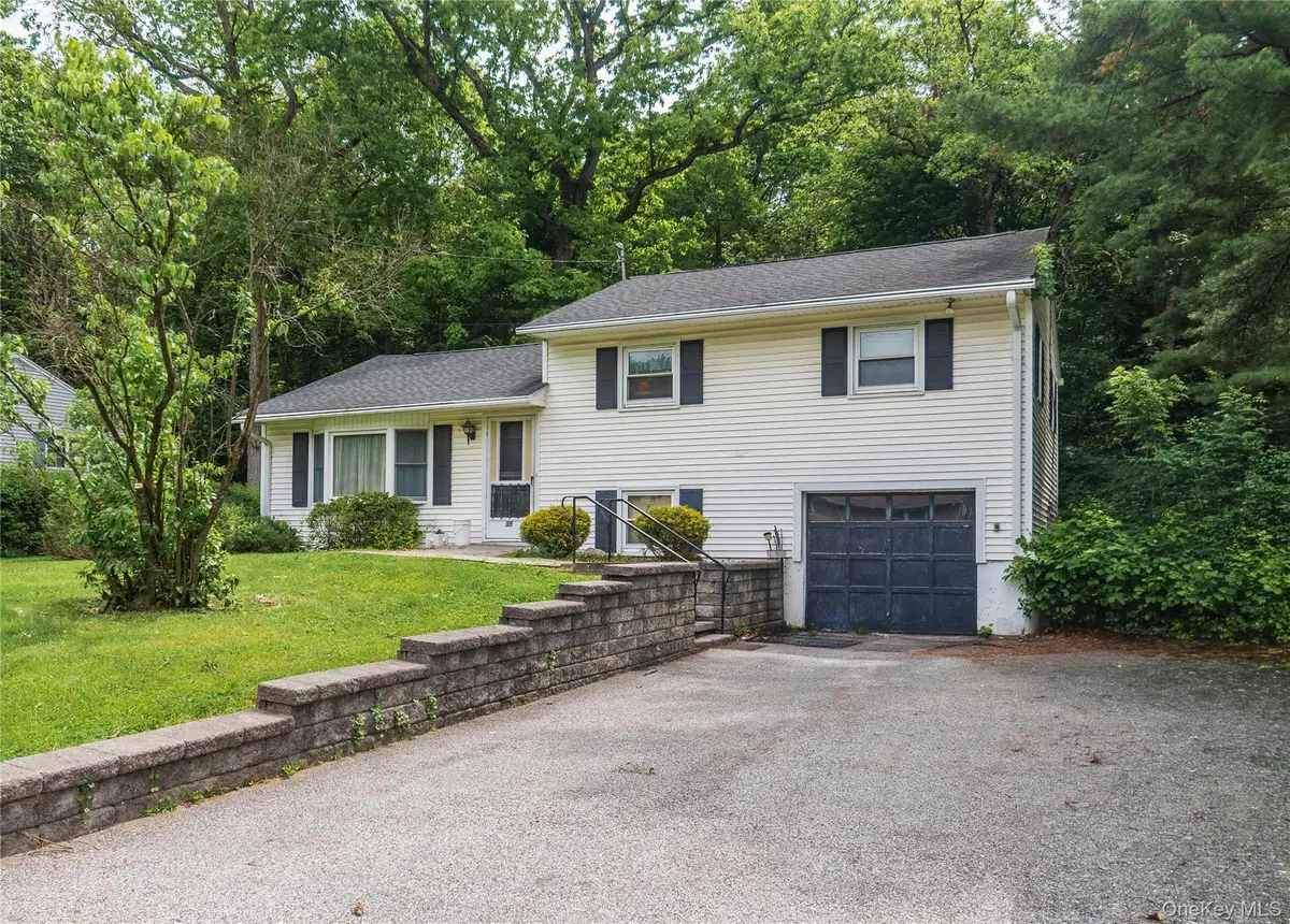 35 Windwood Drive, Newburgh, NY 12550 - #1