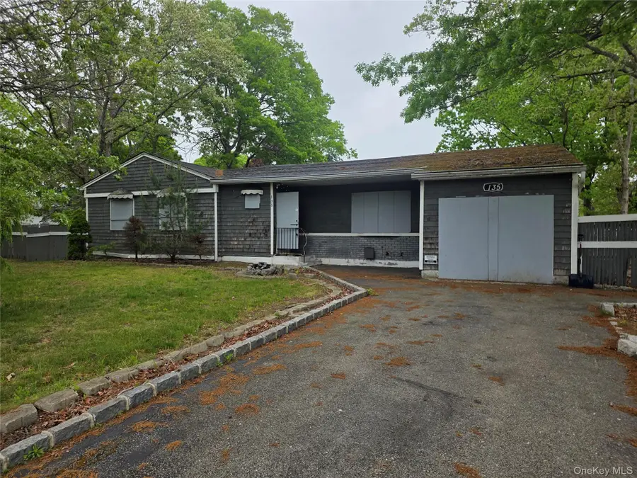 135 Margin Drive E, Shirley, NY 11967 - #2
