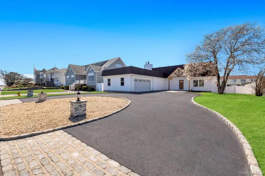 66 Lighthouse Road, Babylon, NY 11702 - #2